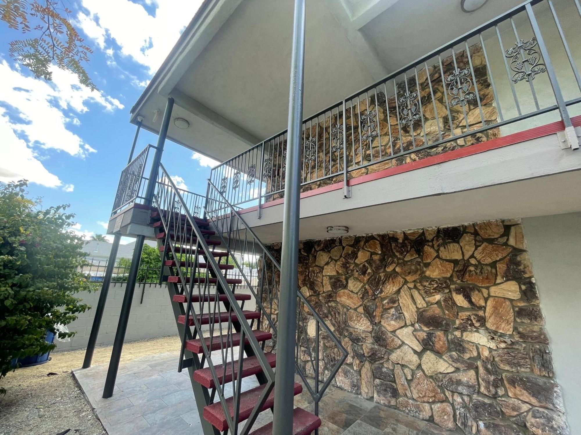 Simplestay Suites - Downtown San Bernardino Ngoại thất bức ảnh