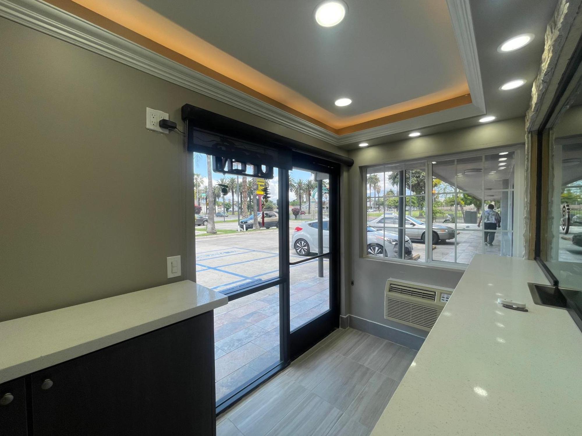 Simplestay Suites - Downtown San Bernardino Ngoại thất bức ảnh