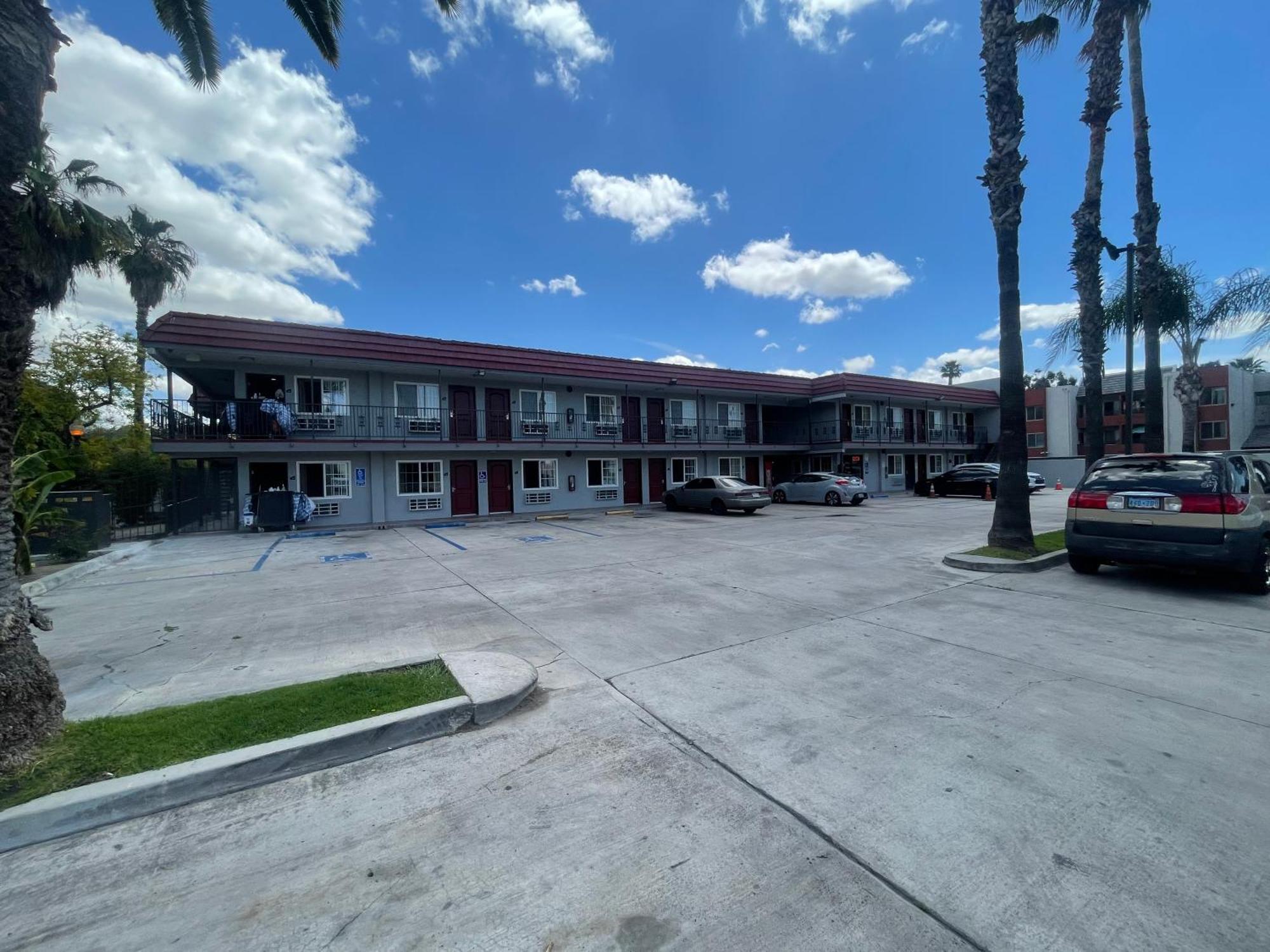 Simplestay Suites - Downtown San Bernardino Ngoại thất bức ảnh